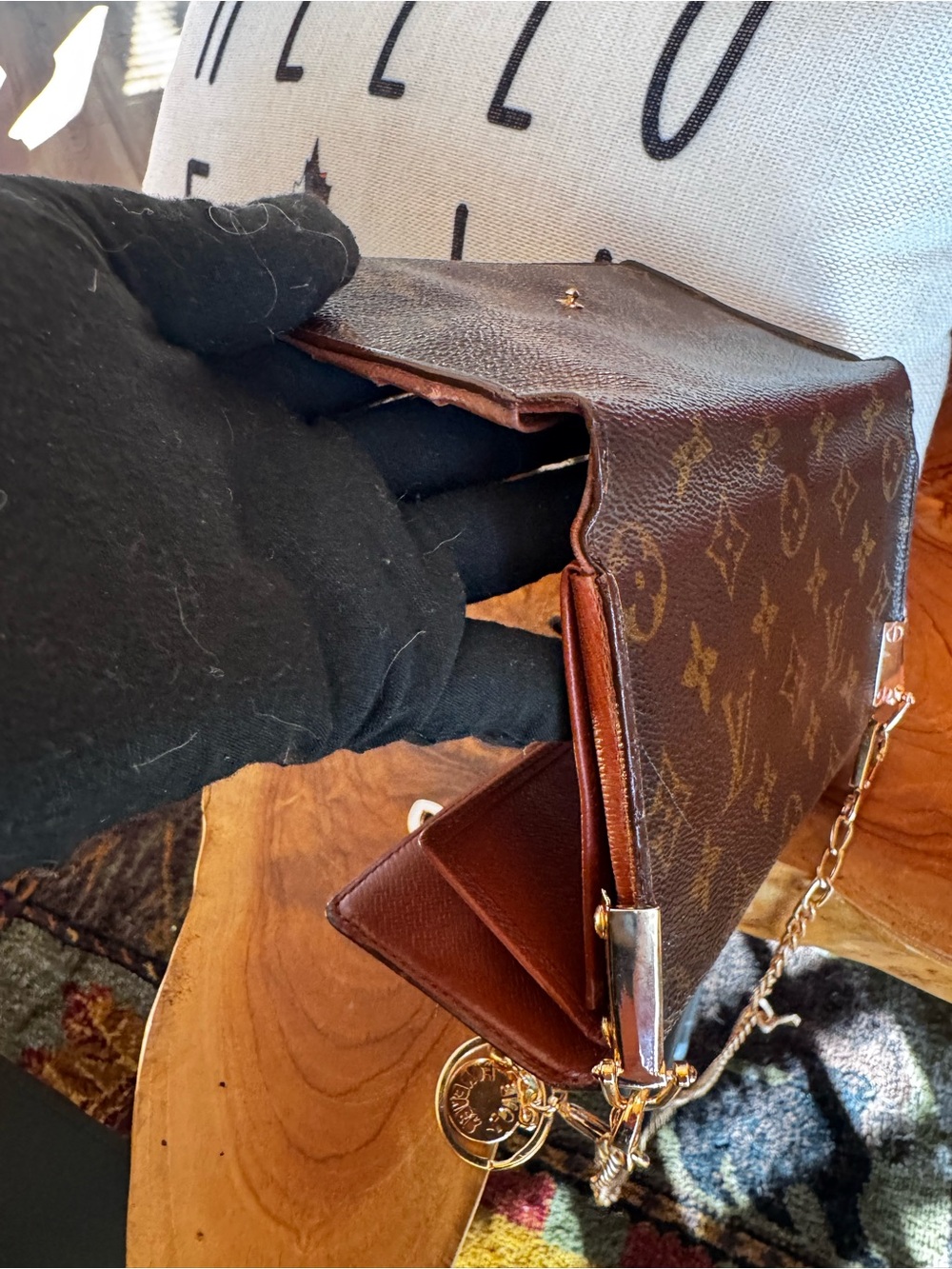 Just in 🔥Louis Vuitton
Monogram
Porte Trésor International wallet converted - Picture 12 of 15
